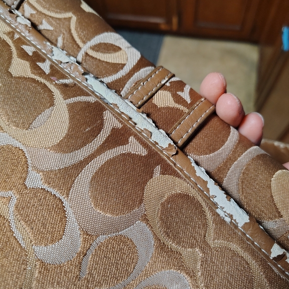 COPY - Coach - Picture 5 of 5